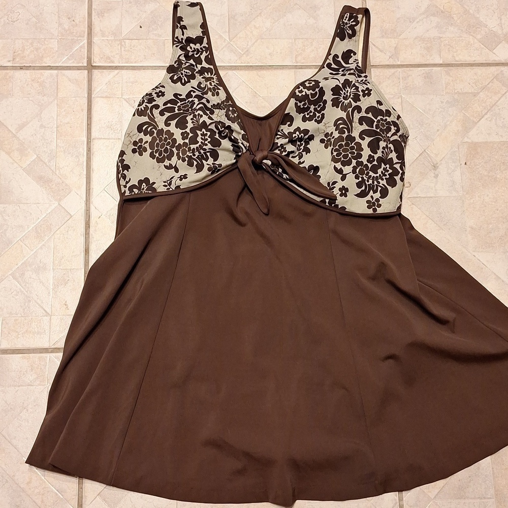 Q women's It Figures brown 1 piece plus size swimsuit 24W